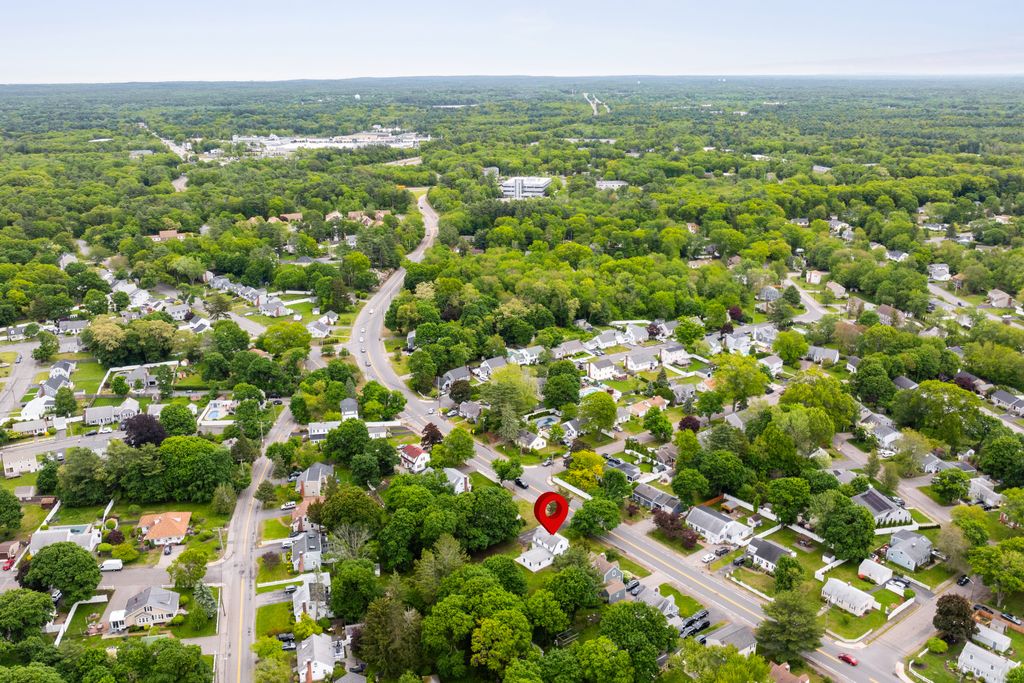 464 Ralph Talbot St-09