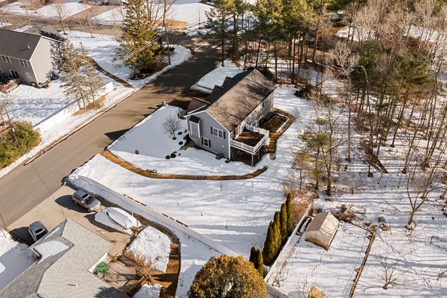 4 Theresa Ave-08