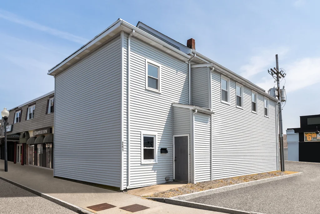 241-N-Main-St-24-copy