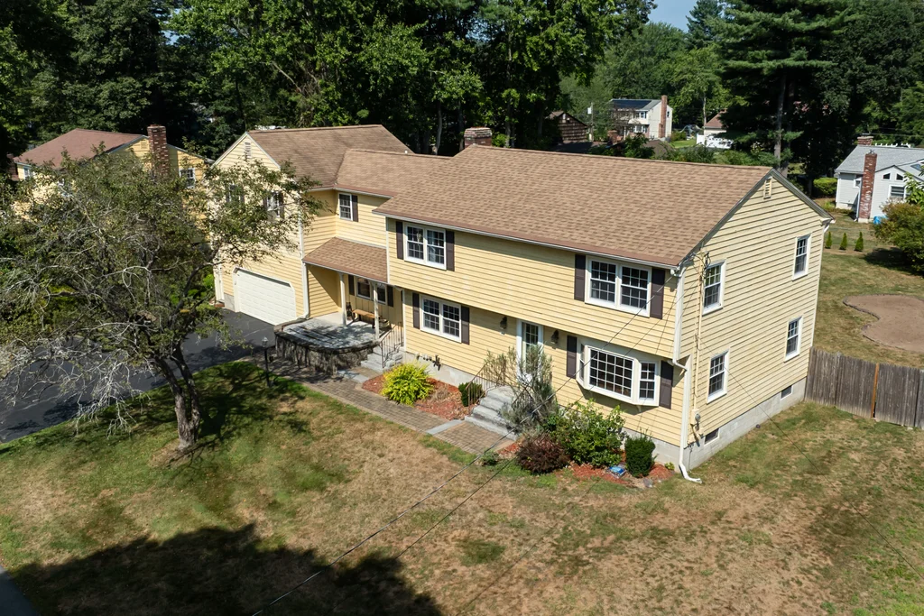 21 Garrison Rd-06