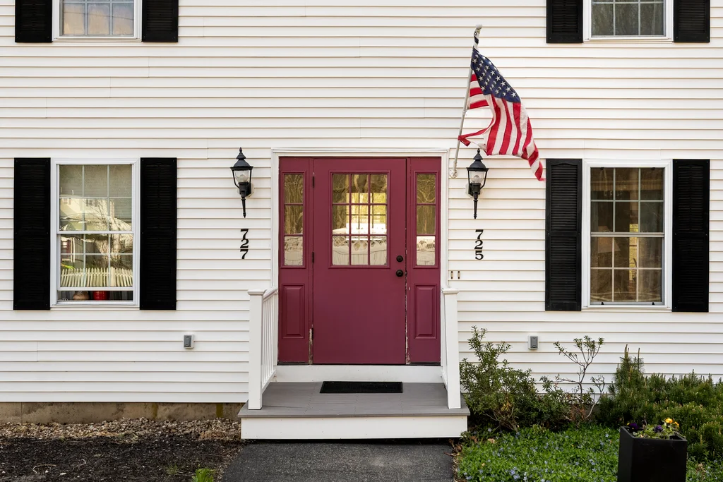 725 Waverly Rd-04