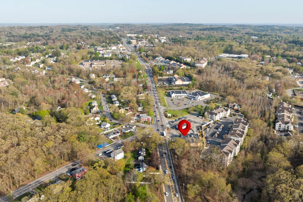725 Waverly Rd-06