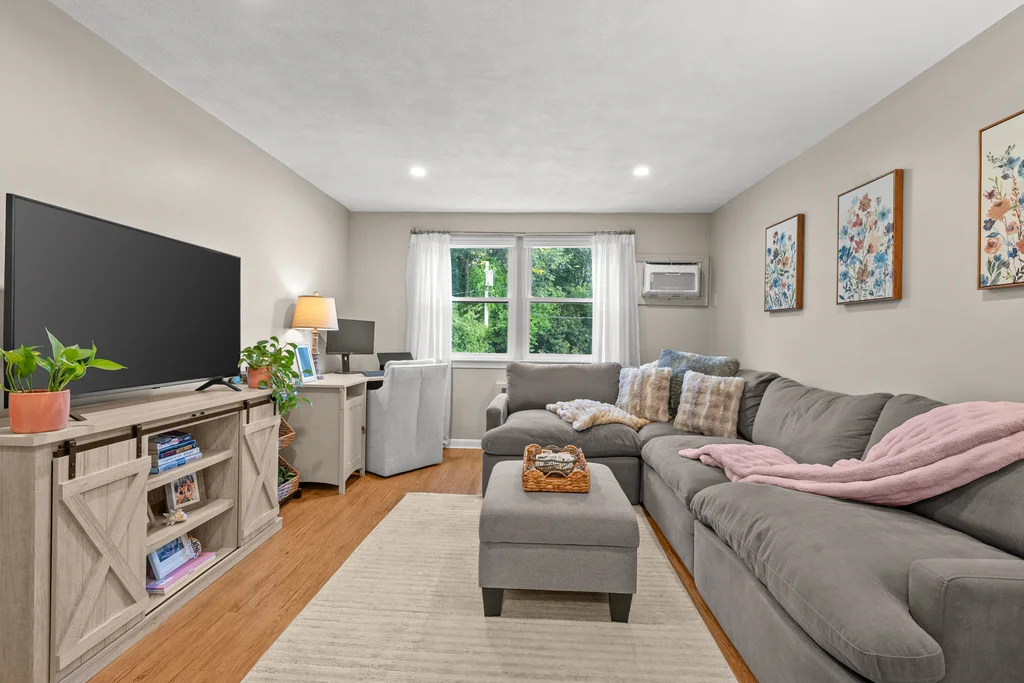 241 Main-41