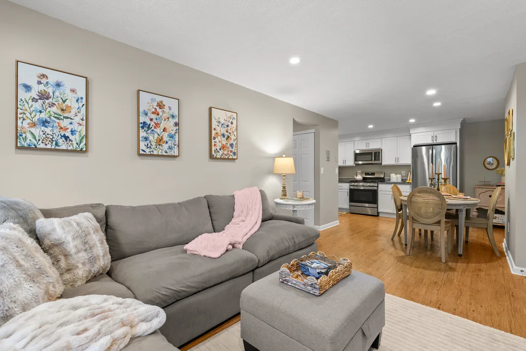 241 Main-44