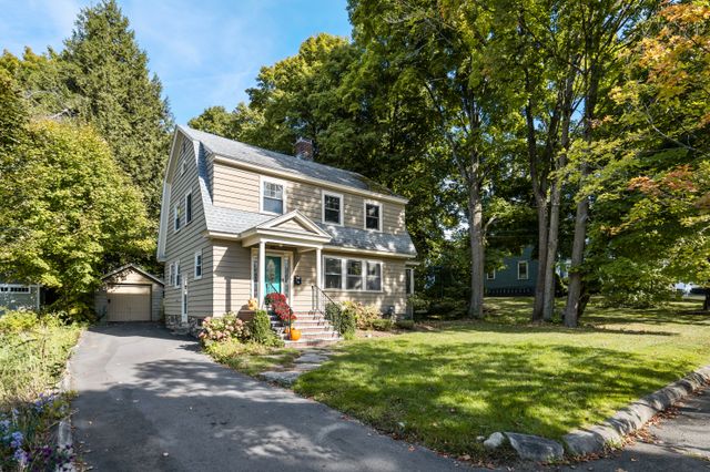 45 Maple Ave-04