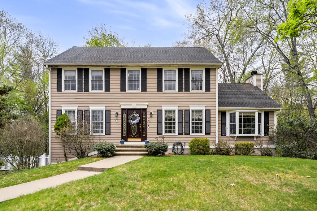 18 W Parish Ridge Rd -01