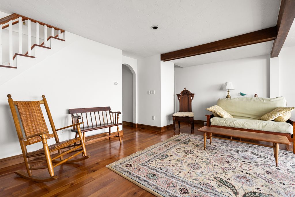 23 Thomas St-20