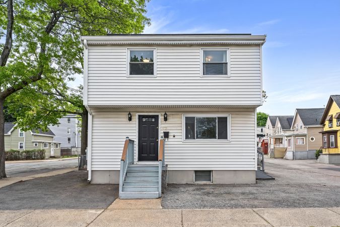 23-Logan-Street-01