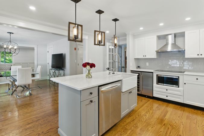 290 Lyman Rd-28