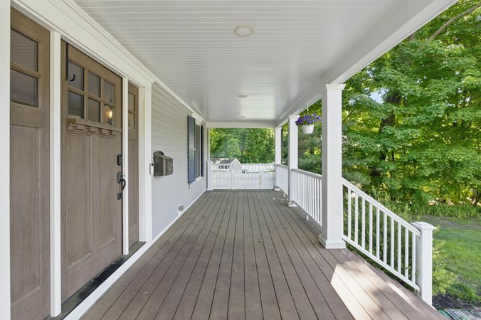 290 Lyman Rd-15
