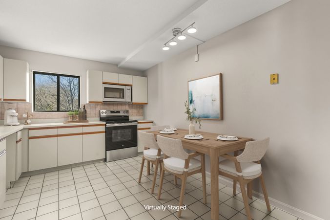 mls_200 Locust St unit 302-16 (2)