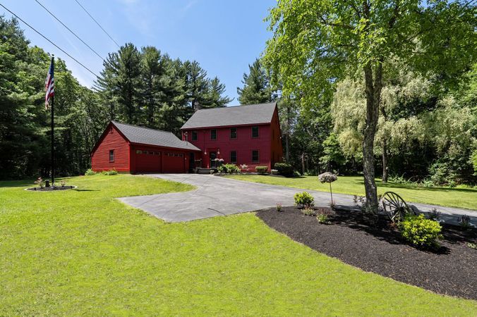 38-Manchaug-Rd-03