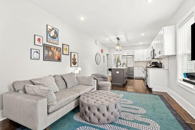 145 Whitfield St-20