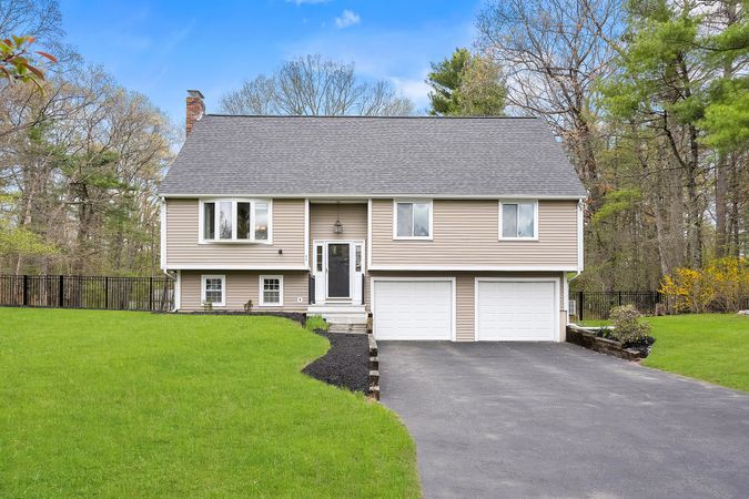 22-Longmeadow-04