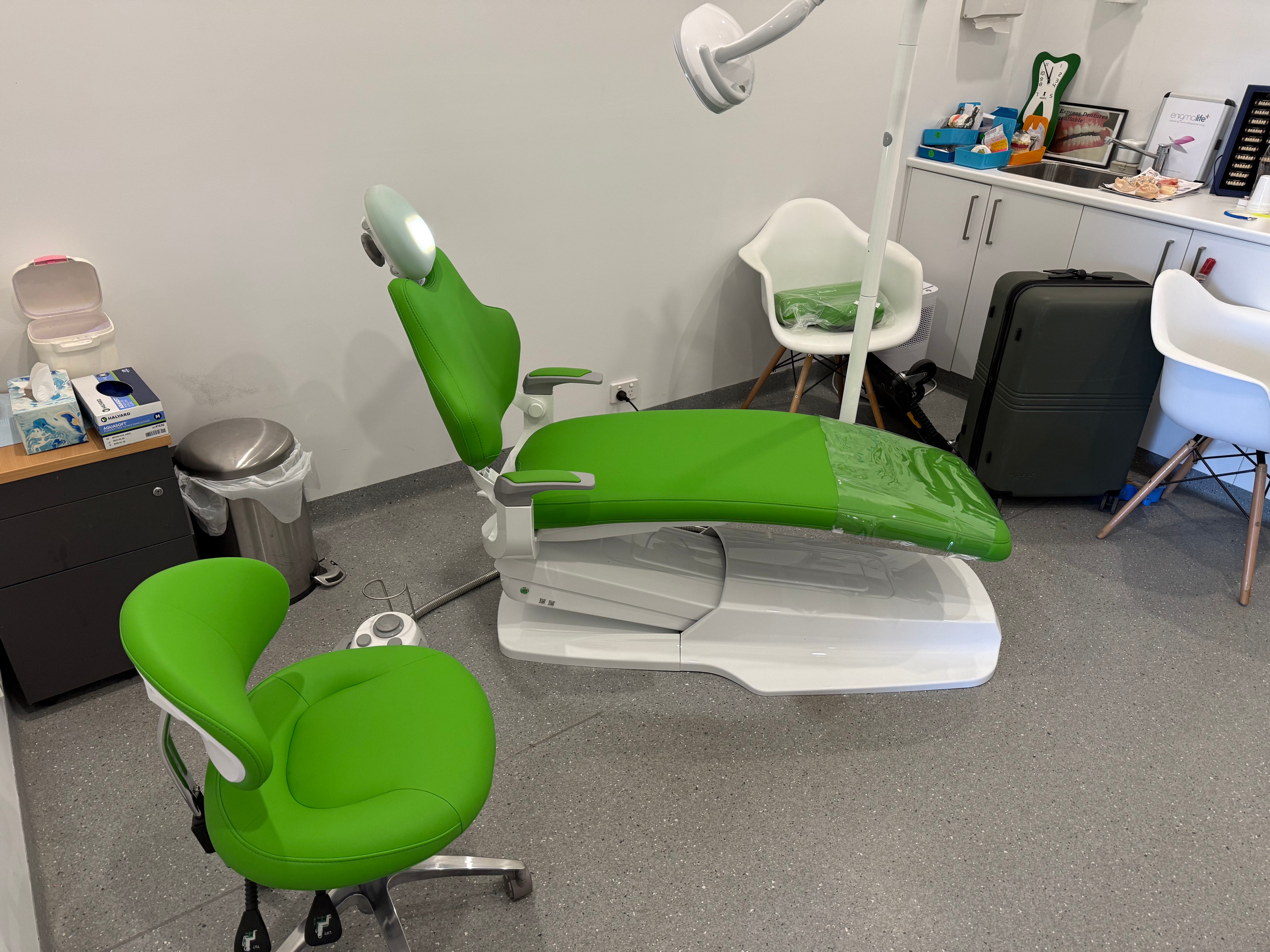 Dental Chair | Ambidextrous by MediFocal - Dental Chairs | Medifocal