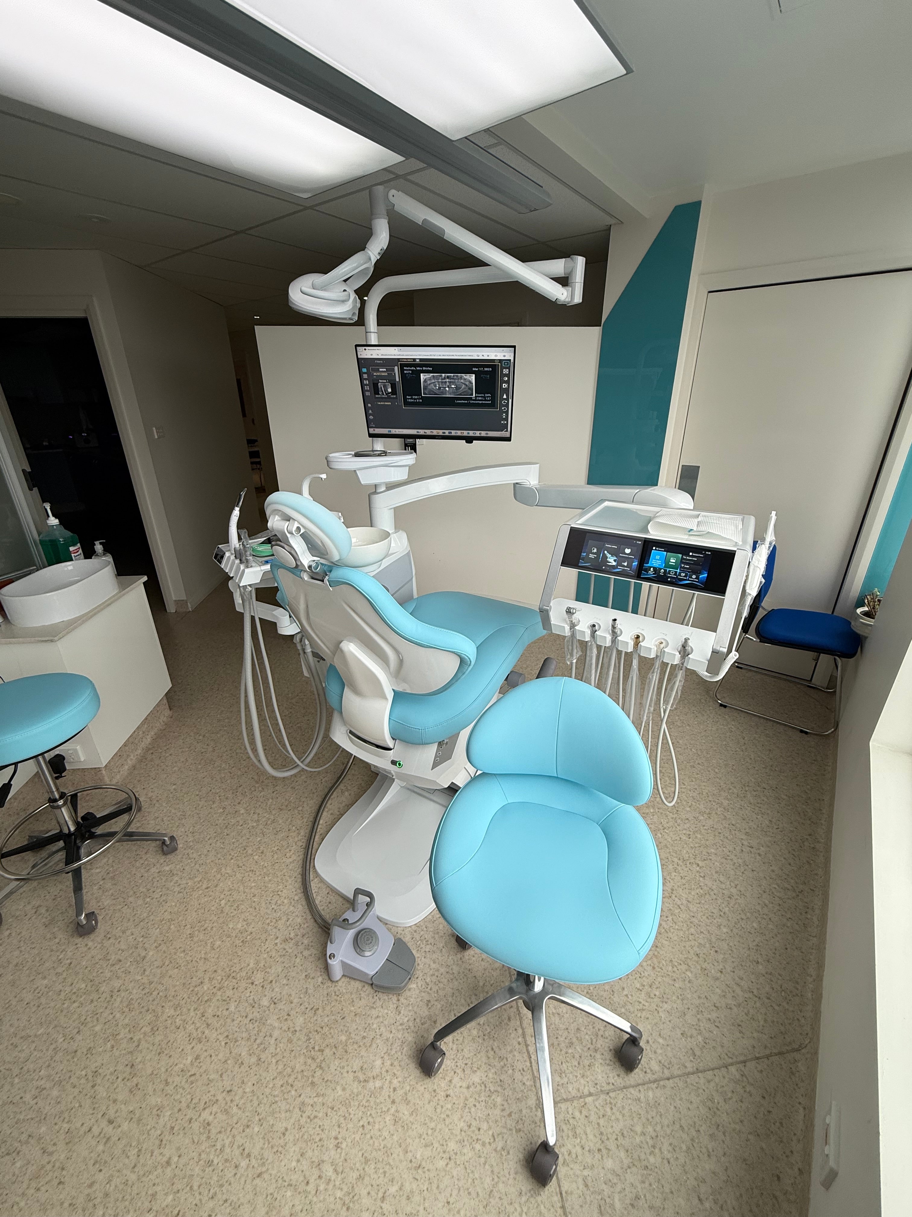 Dental Chair by MediFocal - Dental Chairs | Medifocal