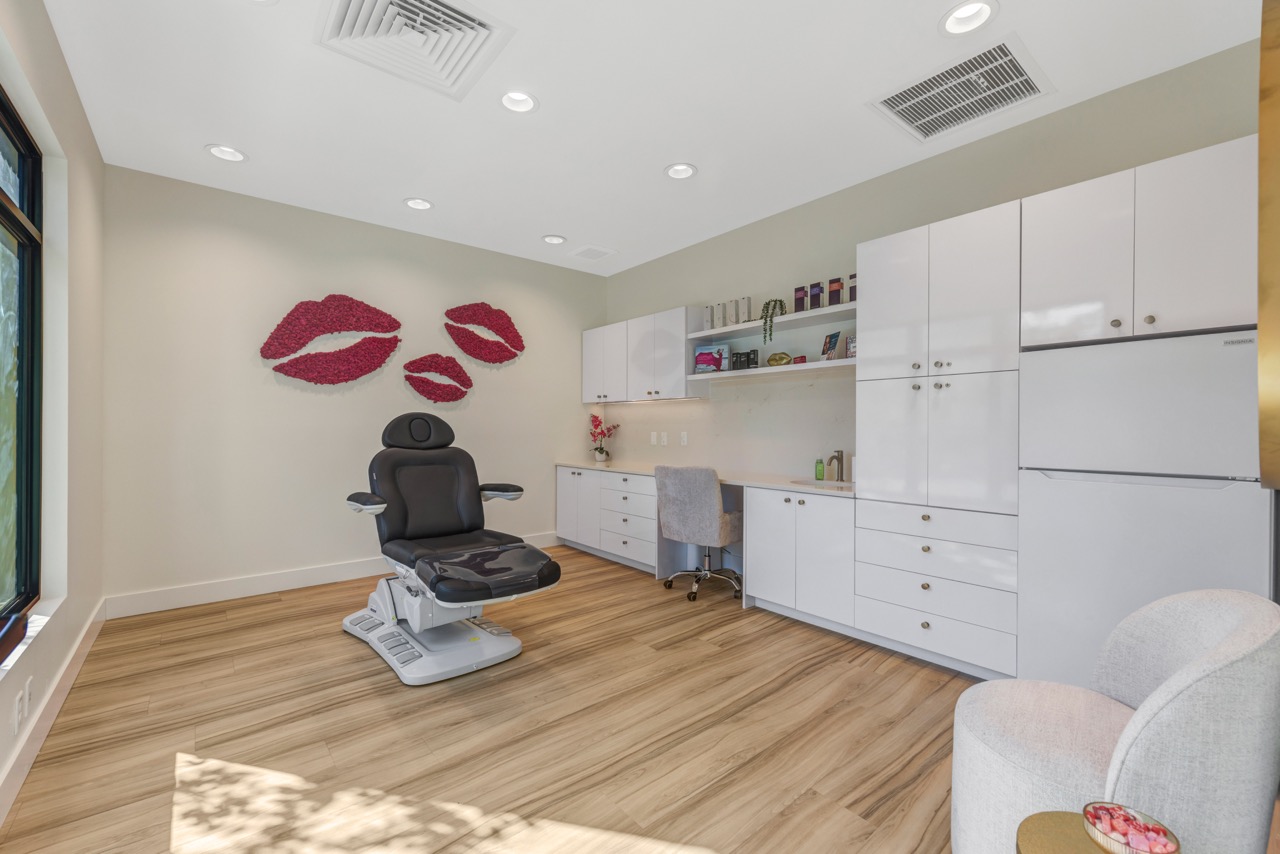 SNATCHED LAB LLC photo 5