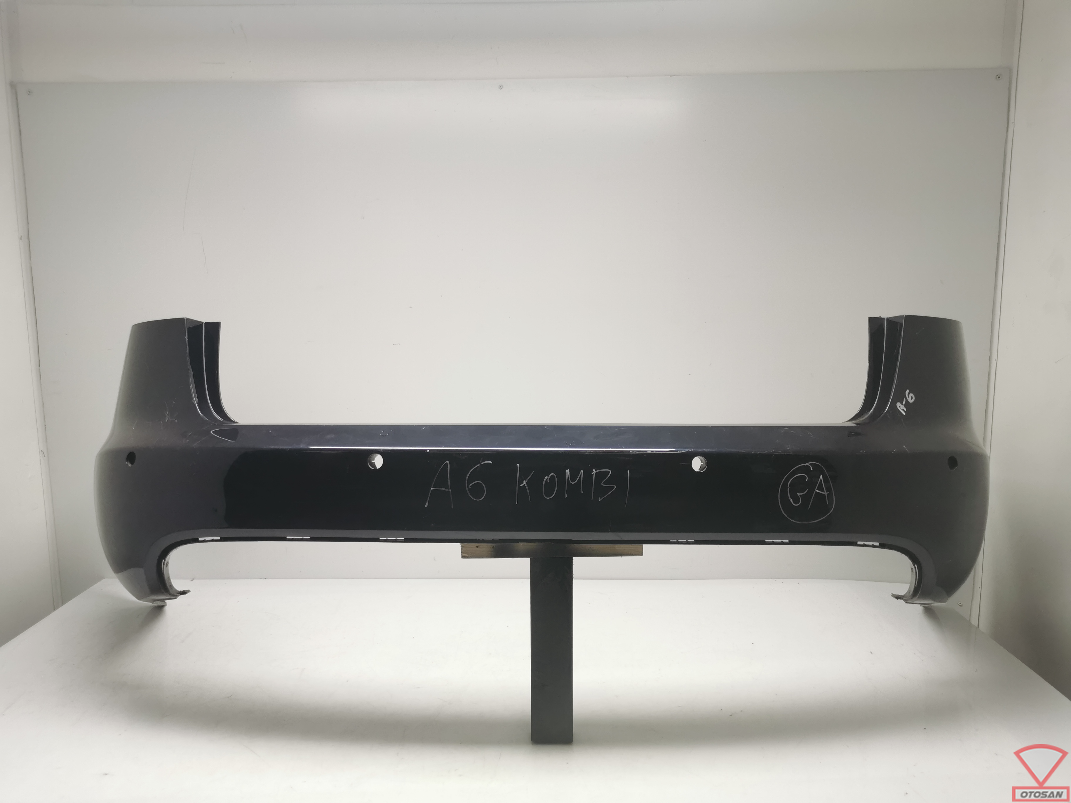 Audi A6 4F Avant Achterbumper Bumper 4xPDC