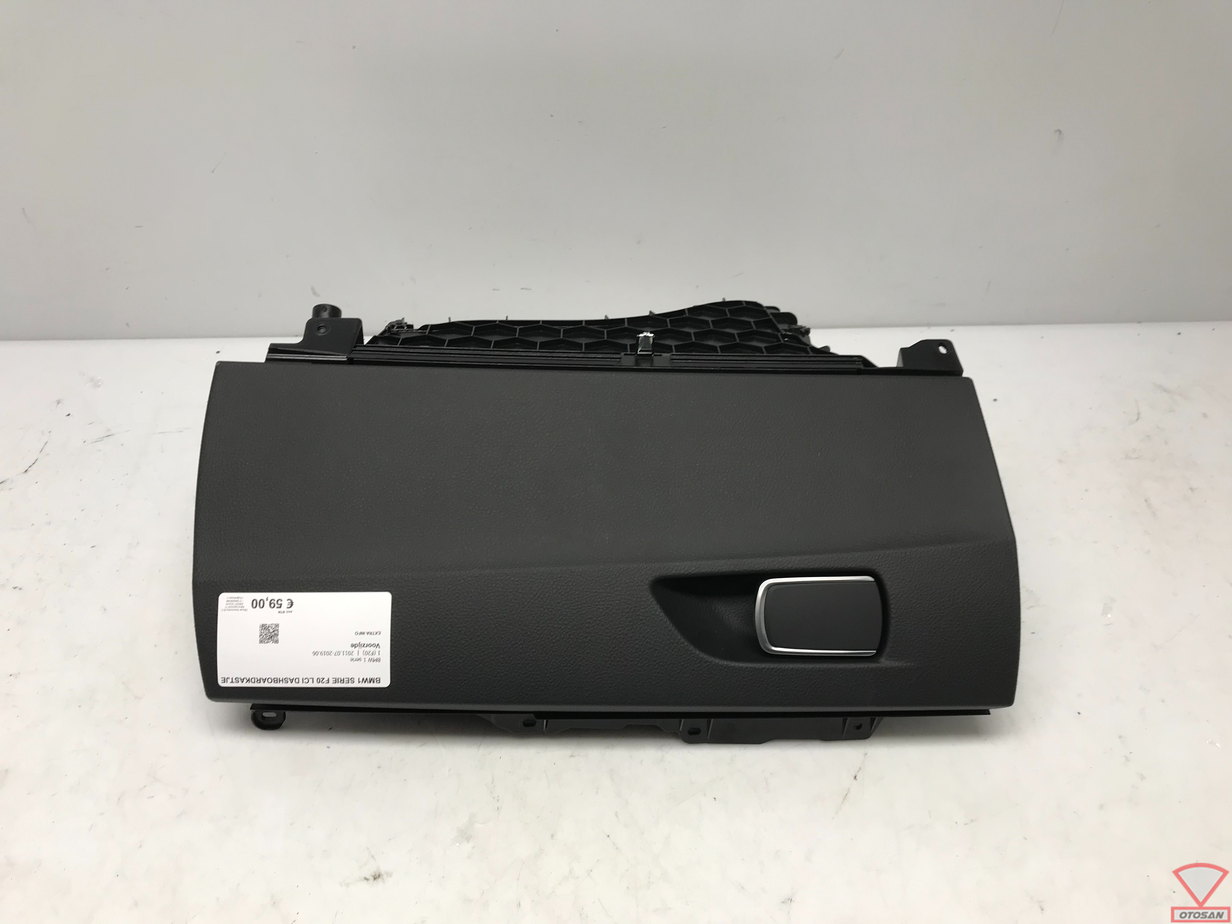 BMW1 Serie F20 LCI Dashboardkastje Handschoenenkastje