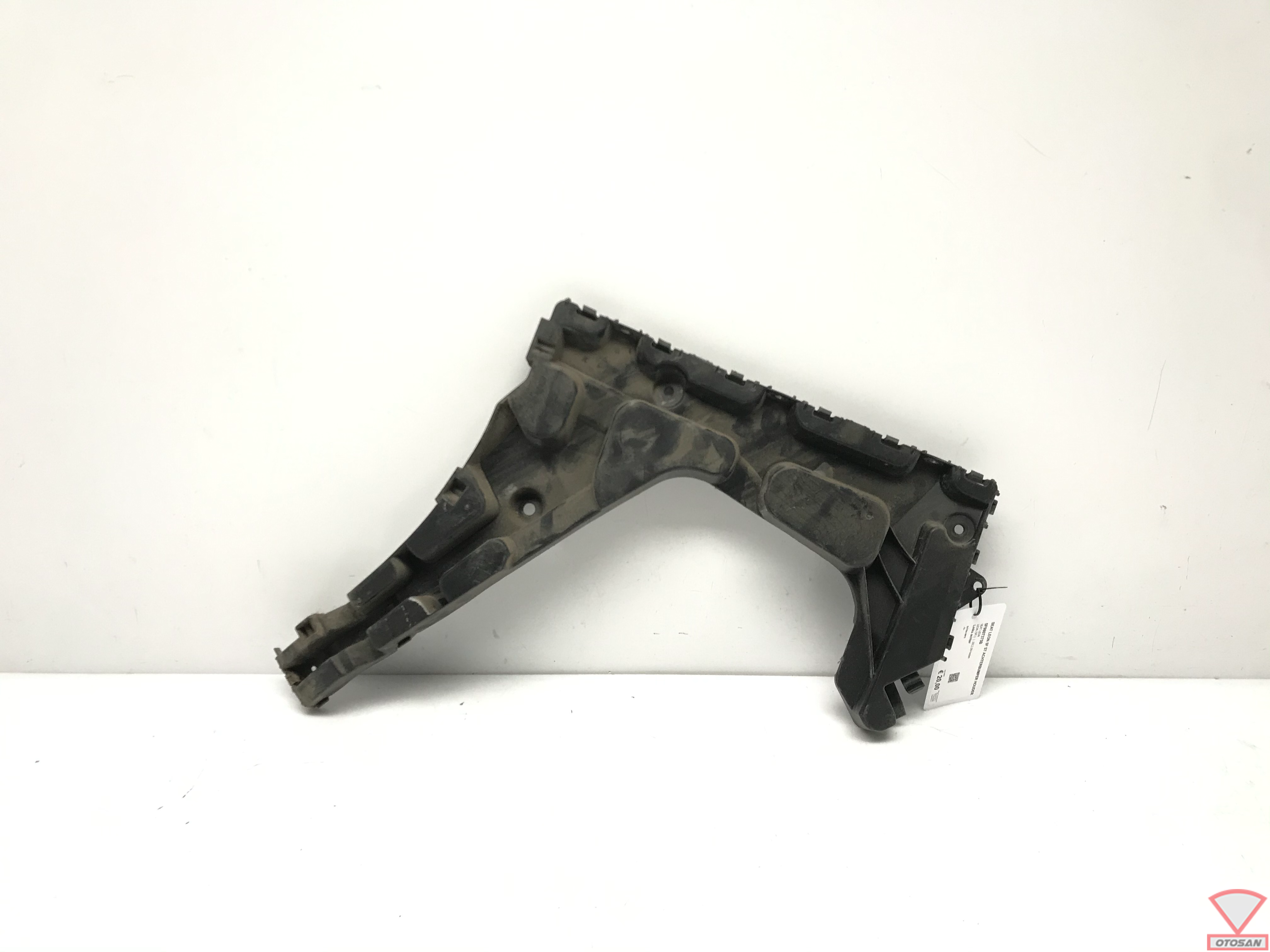 Seat Leon 5F ST Support de pare-chocs arrière gauche arrière 5F9807375B