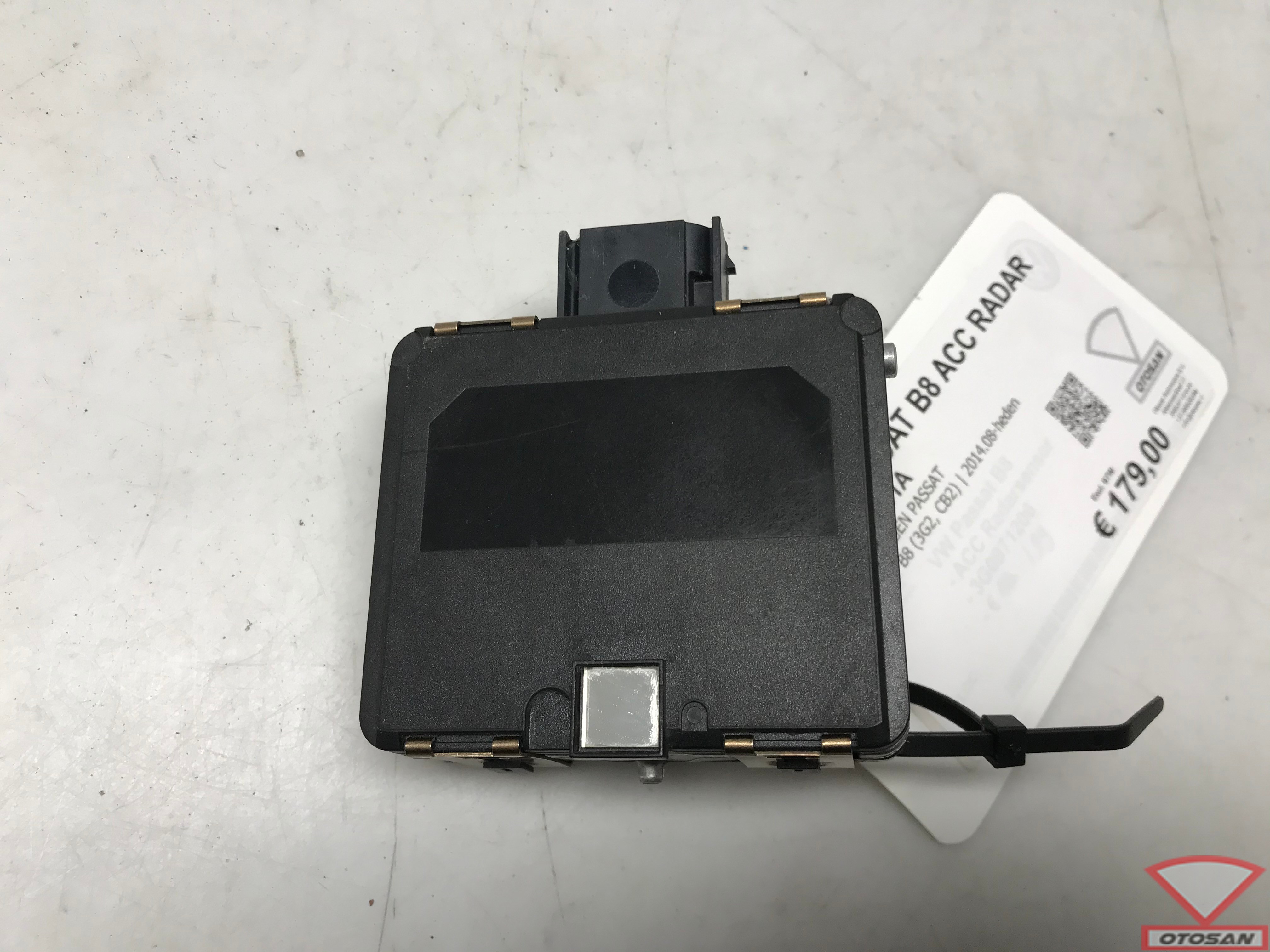 VW Passat B8 ACC Radarsensor 3Q0907561A