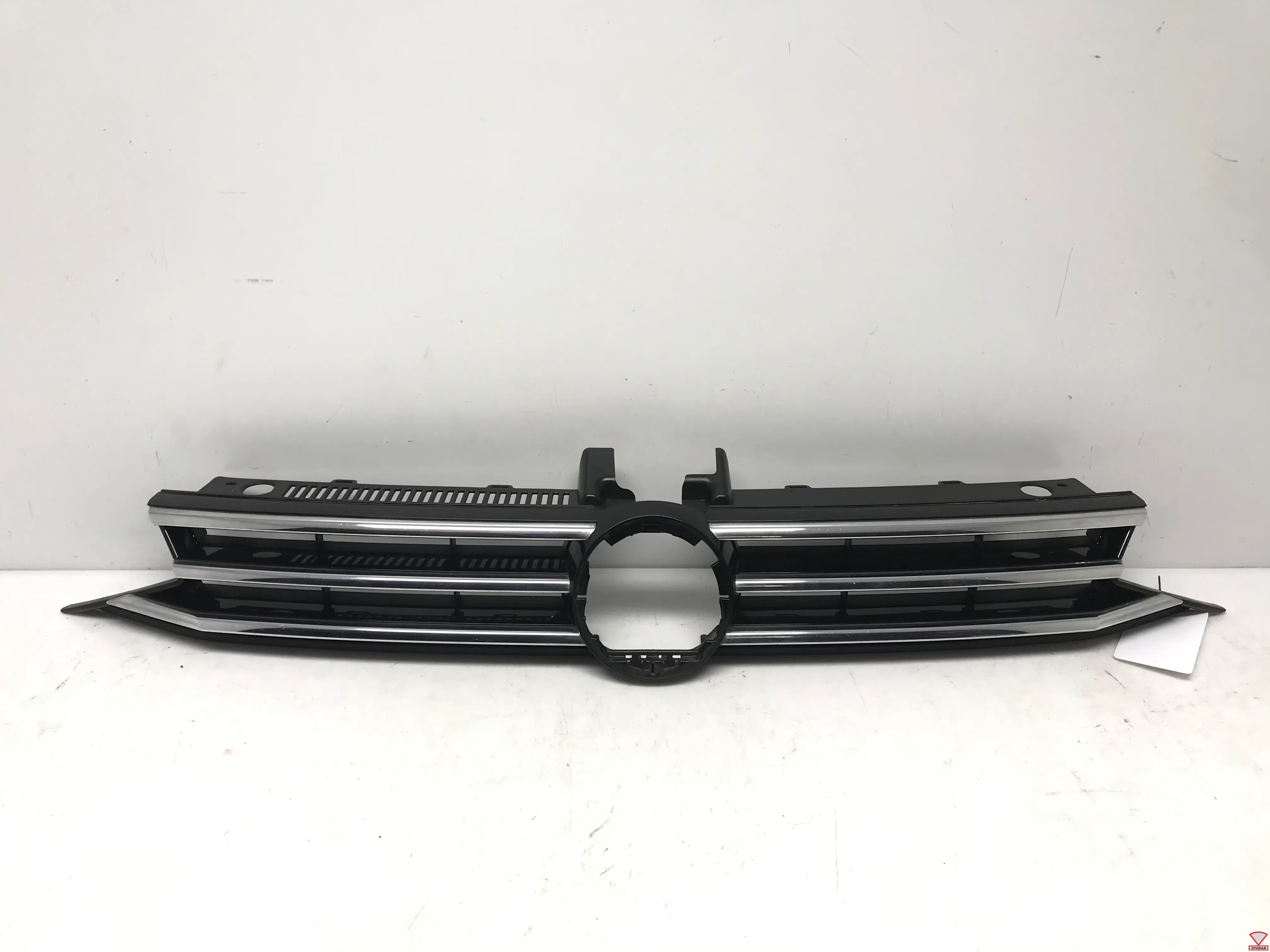 VW Touran 5T 5TA Kühlergrill Grill Original! 5TA853653B