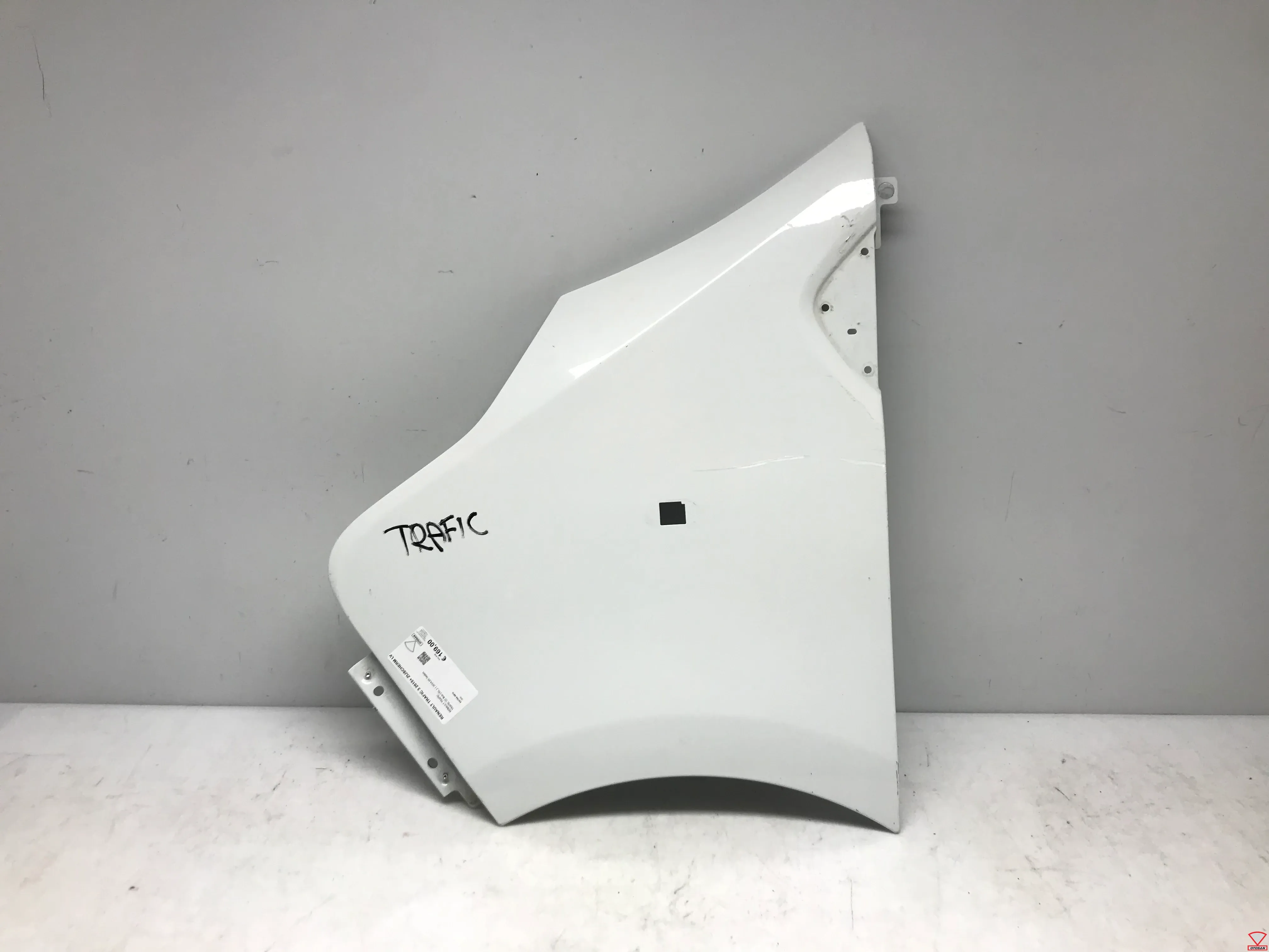 Renault Trafic 3 2015+ Side Cover Mudguard Front Left Original!