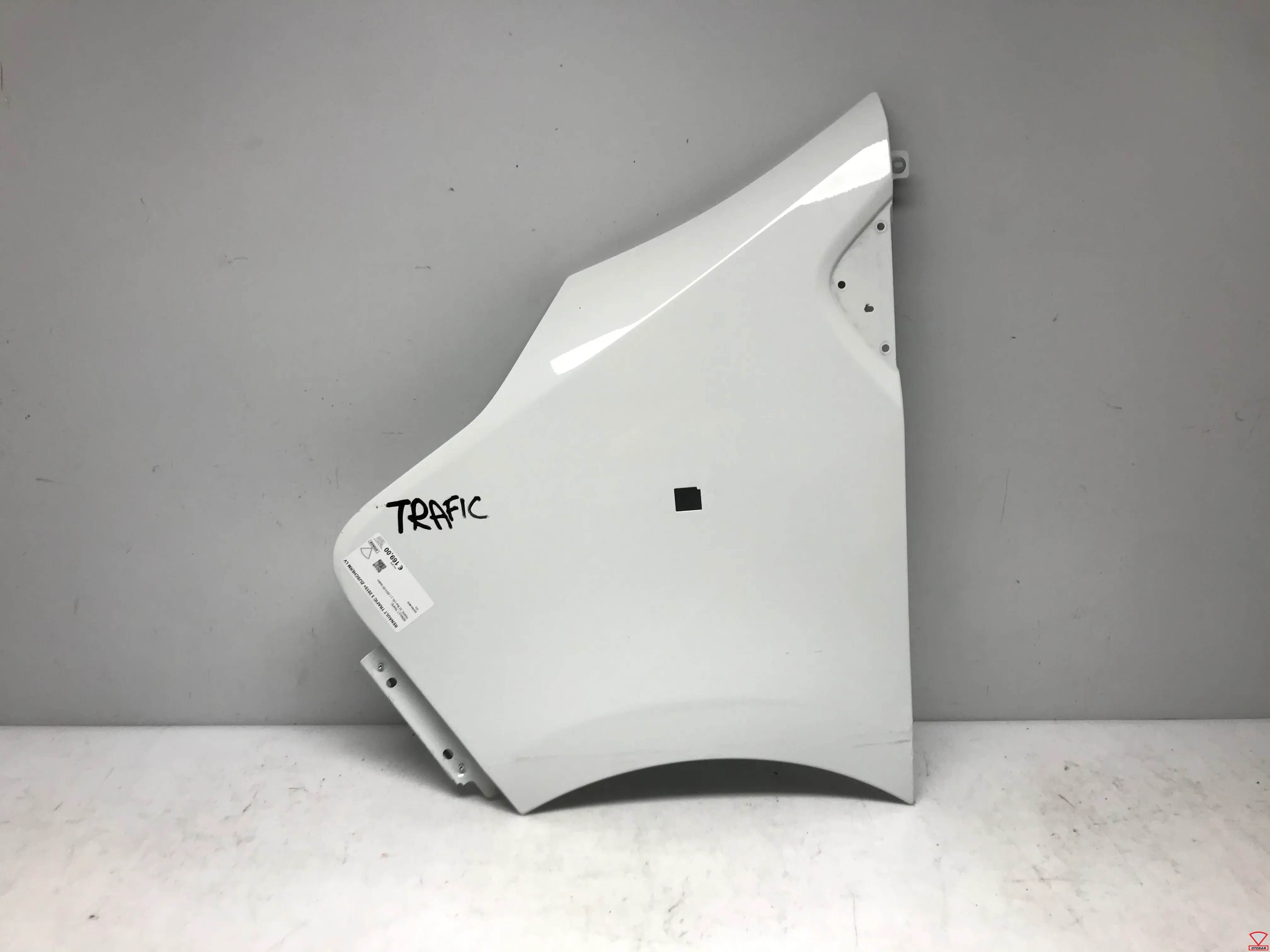 Renault Trafic 3 2015+ Side Cover Mudguard Front Left Original!