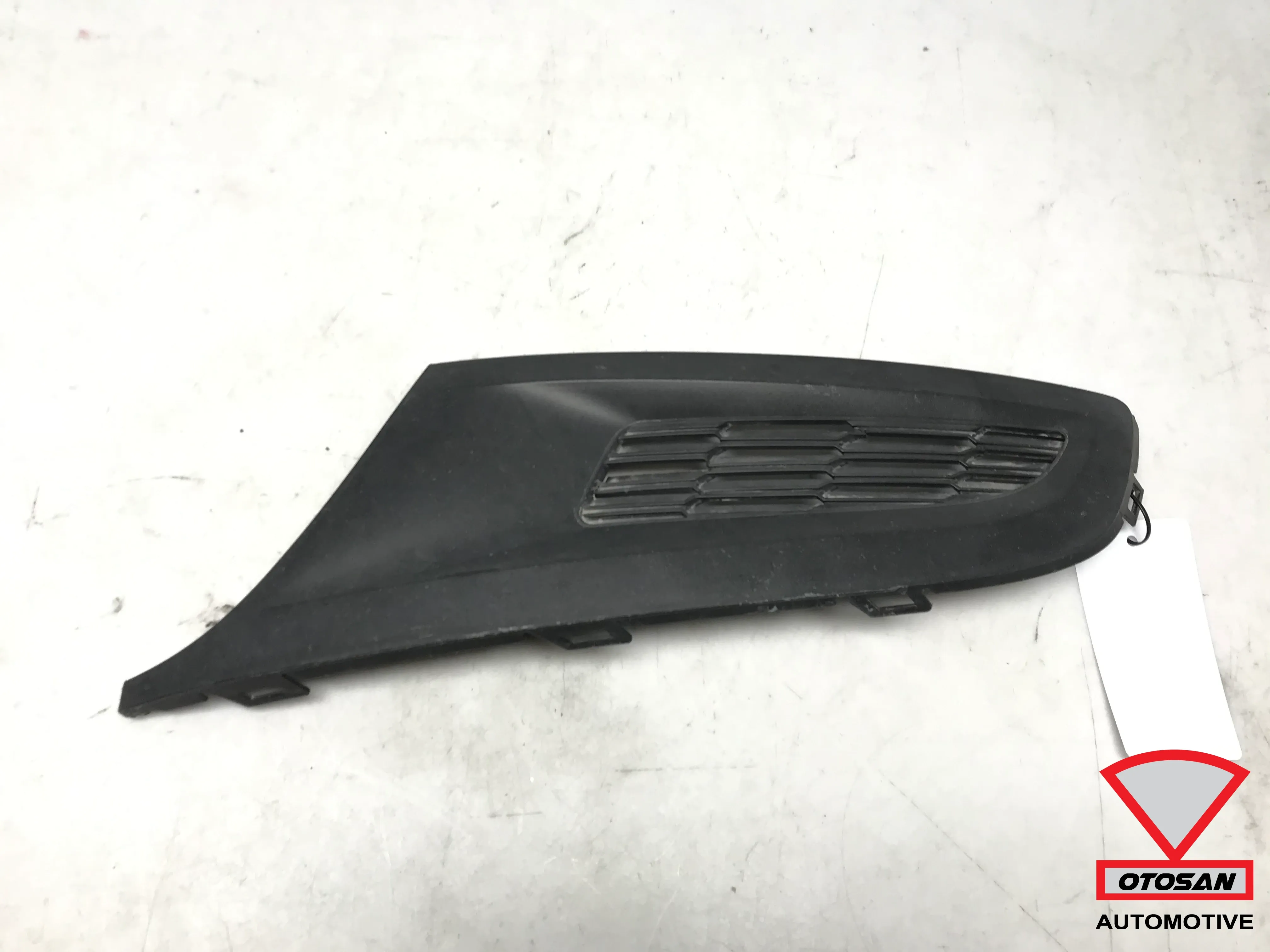 VW Polo 6R pare-chocs avant pare-chocs gauche calandre 6R0853665C