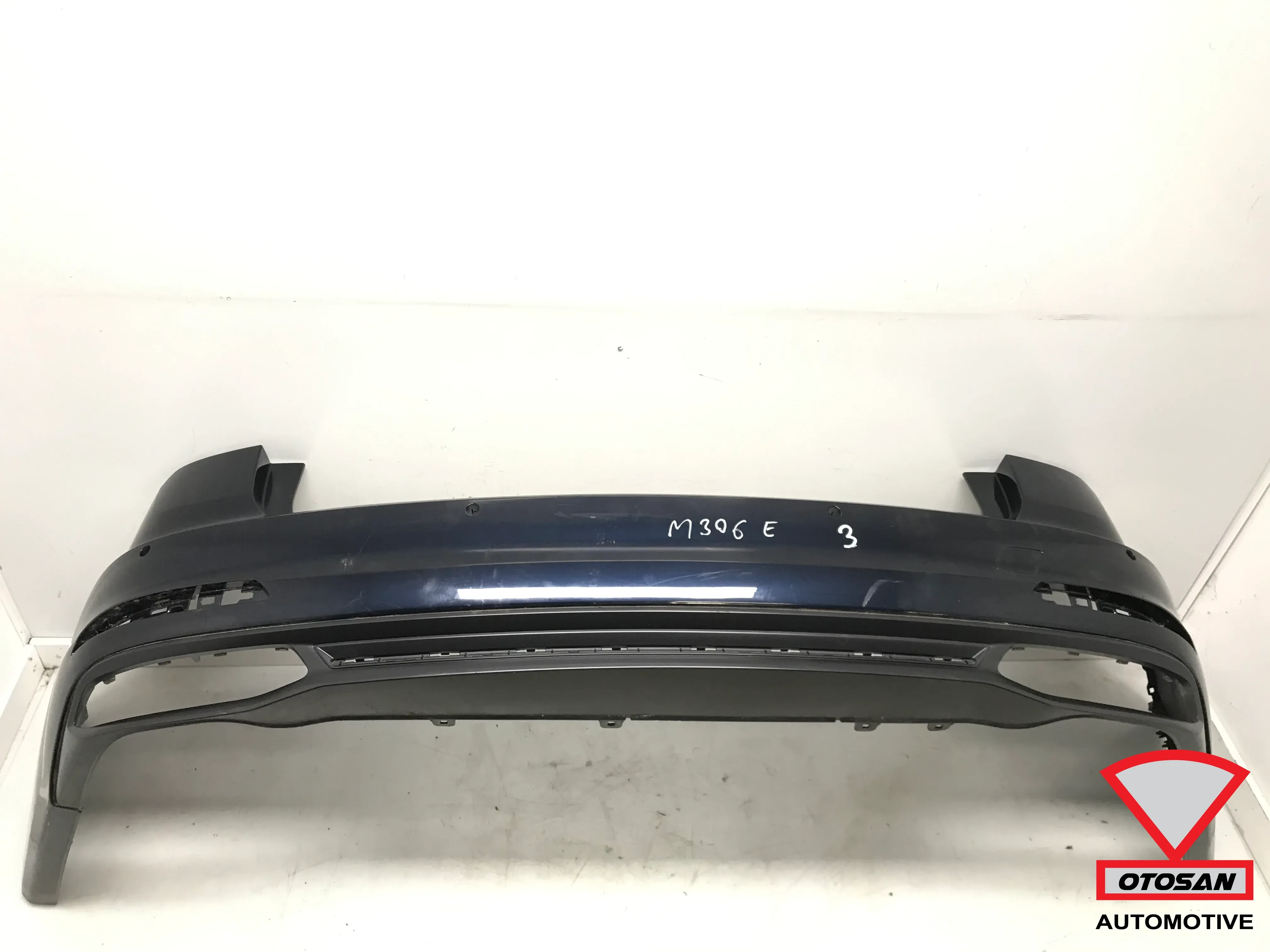 Audi A6 4K9 C8 Avant Achterbumper Bumper 6xPDC Origineel!