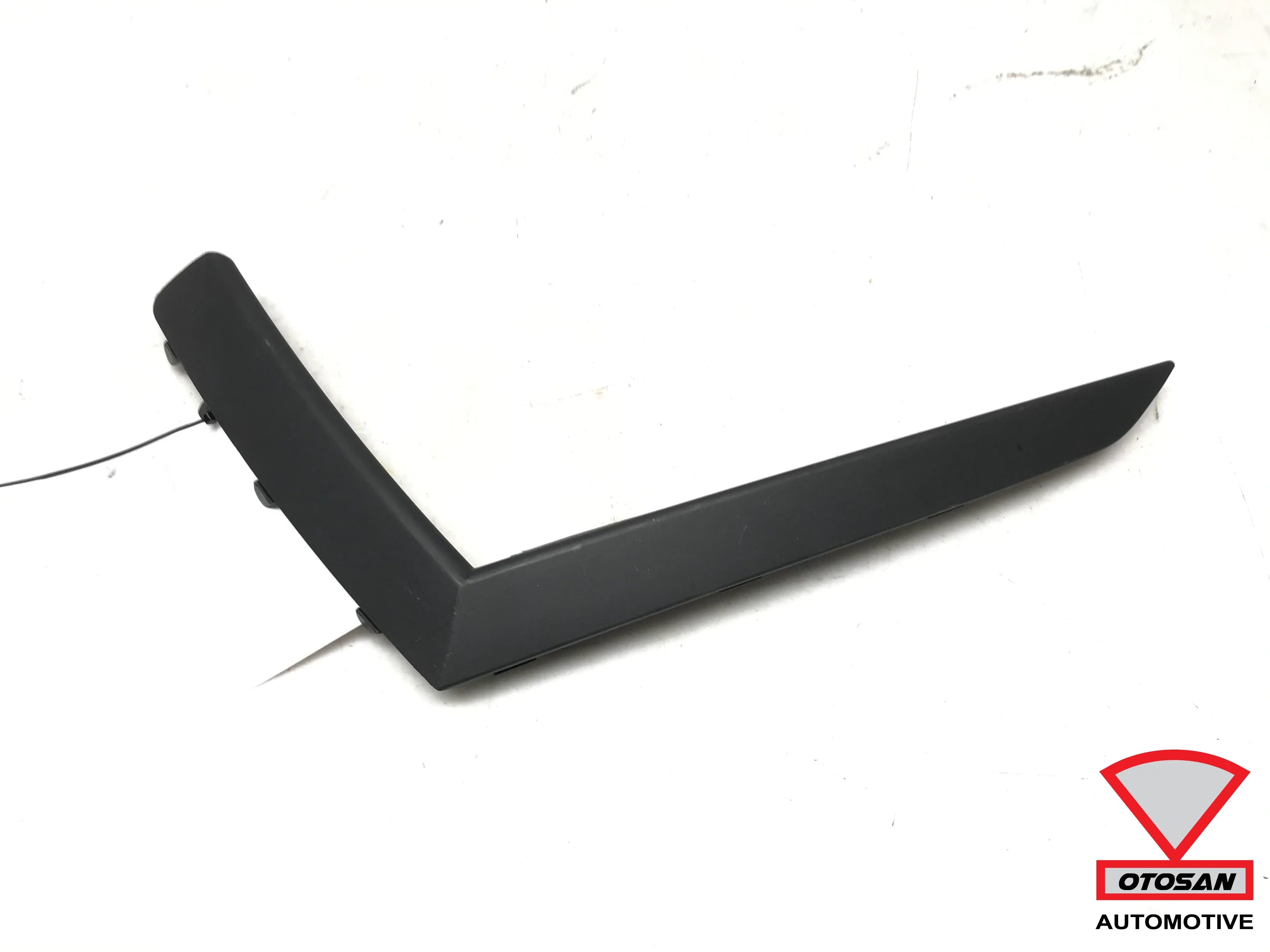Skoda Octavia 4 2020+ Moulure d'incrustation de pare-chocs droite 5E3807834