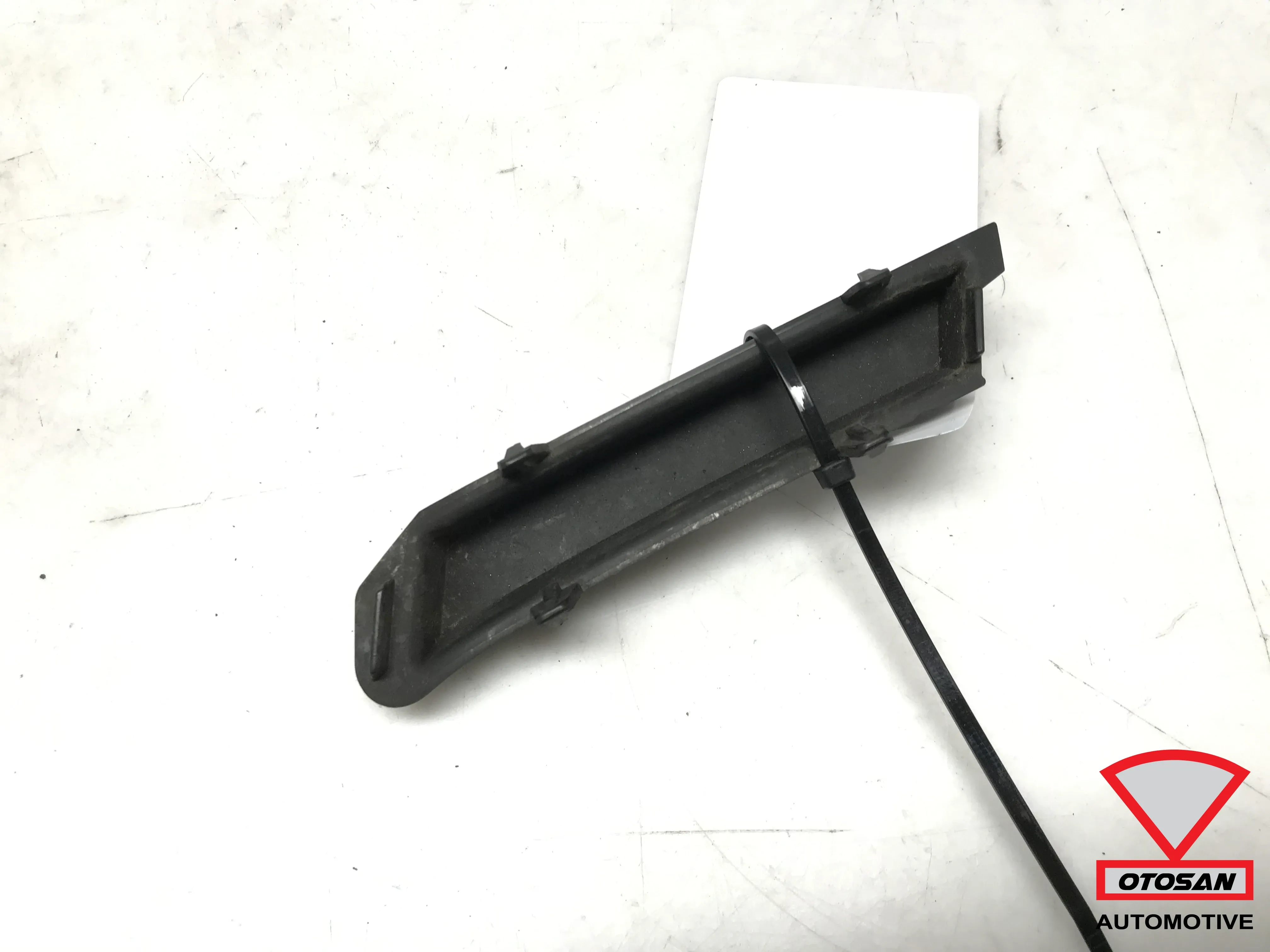 Audi A3 S3 8V Facelift Rooster Bumper 8V3807008