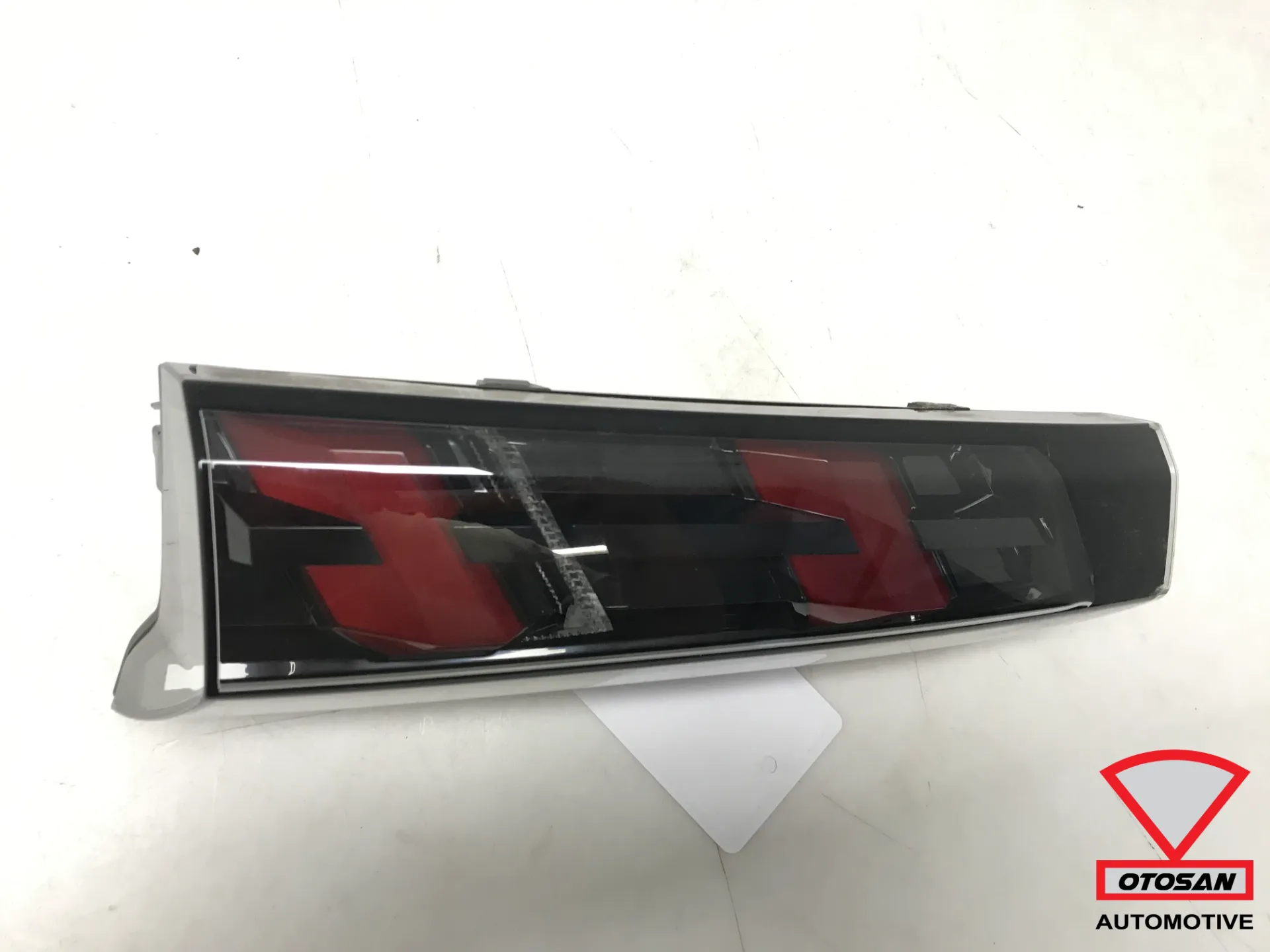 Peugeot 2008 2019+ LED Achterlicht Rechts Binnen 9825957180