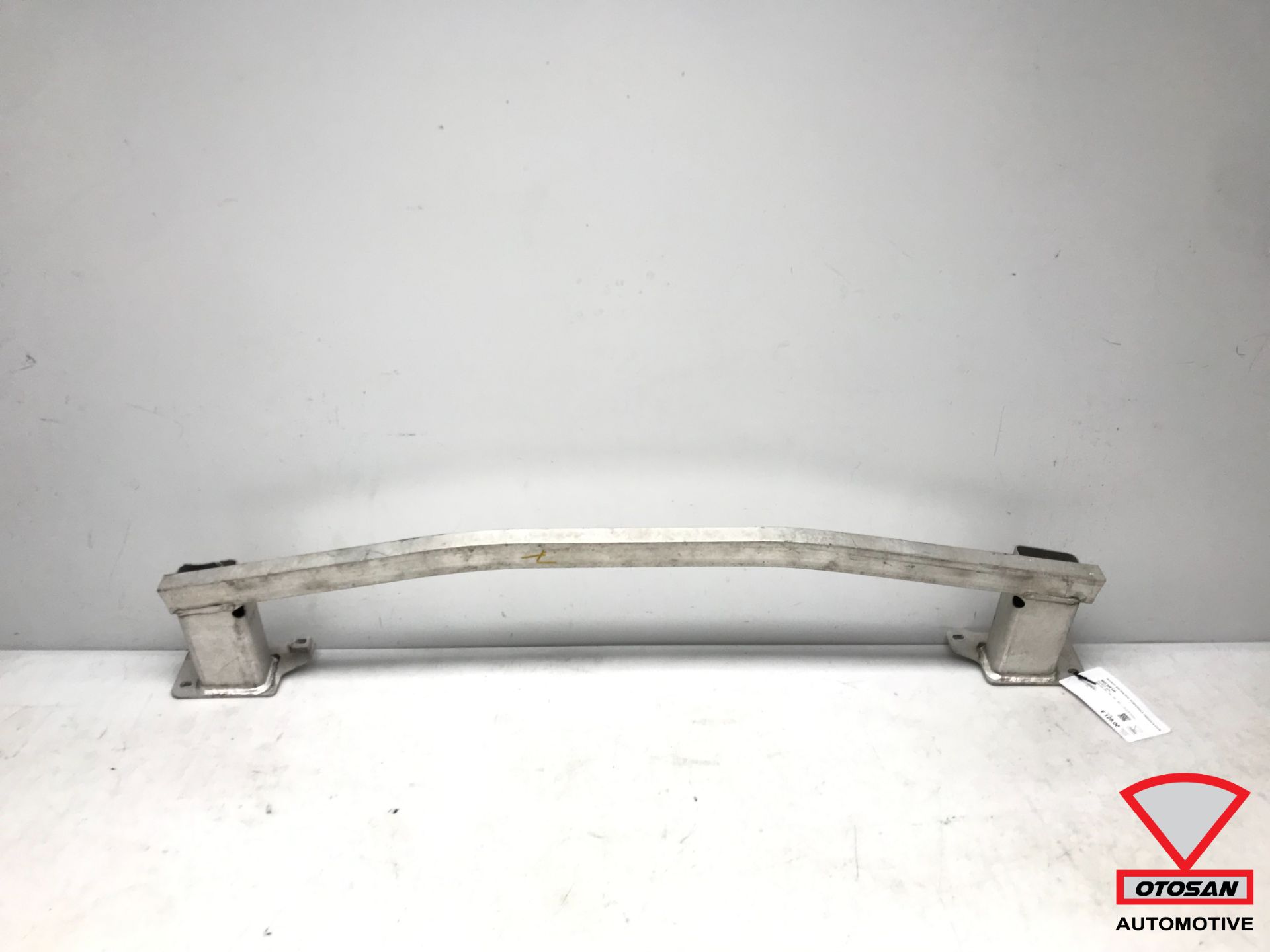 Peugeot 3008 5008 2016+ Bumperbalk Onderste Voor 9822100180