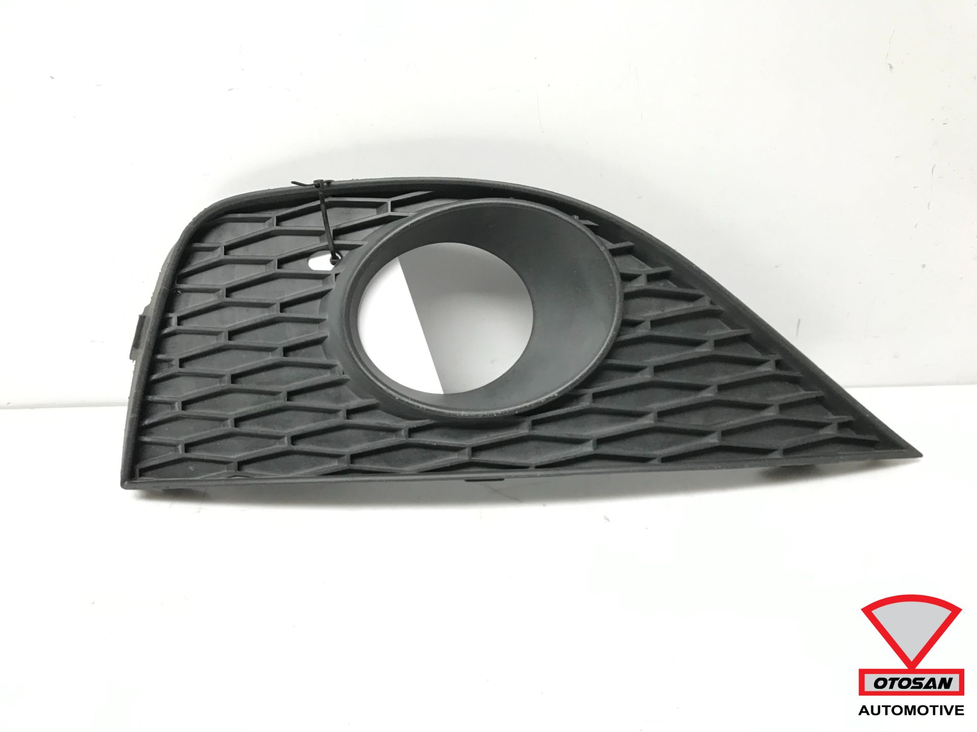 Seat Ibiza 6J Front Bumper Grille Right 6J0853666A