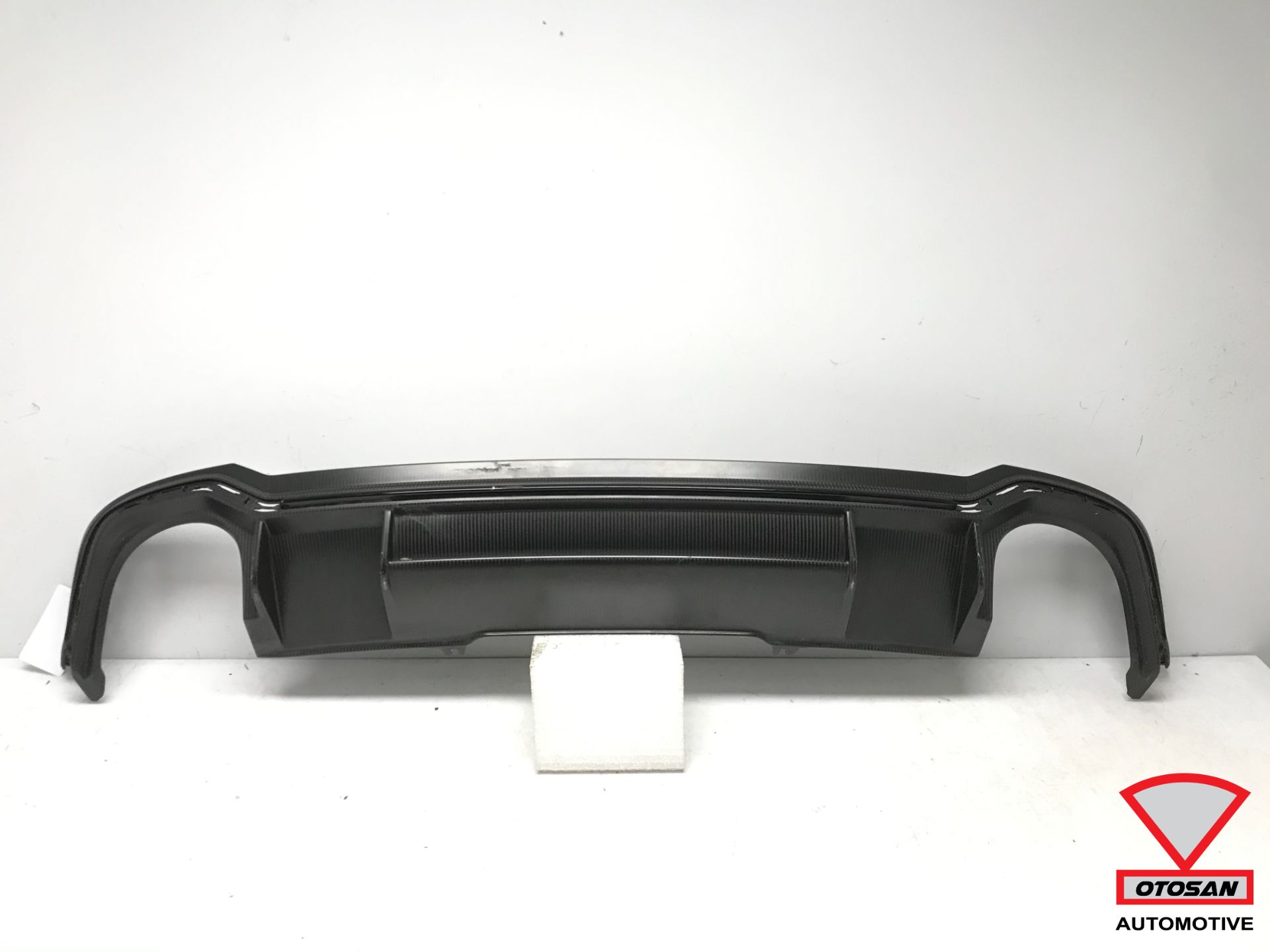Audi RS4 A4 8W Avant RS4 Carbon Diffuser Origineel 8W9807521B