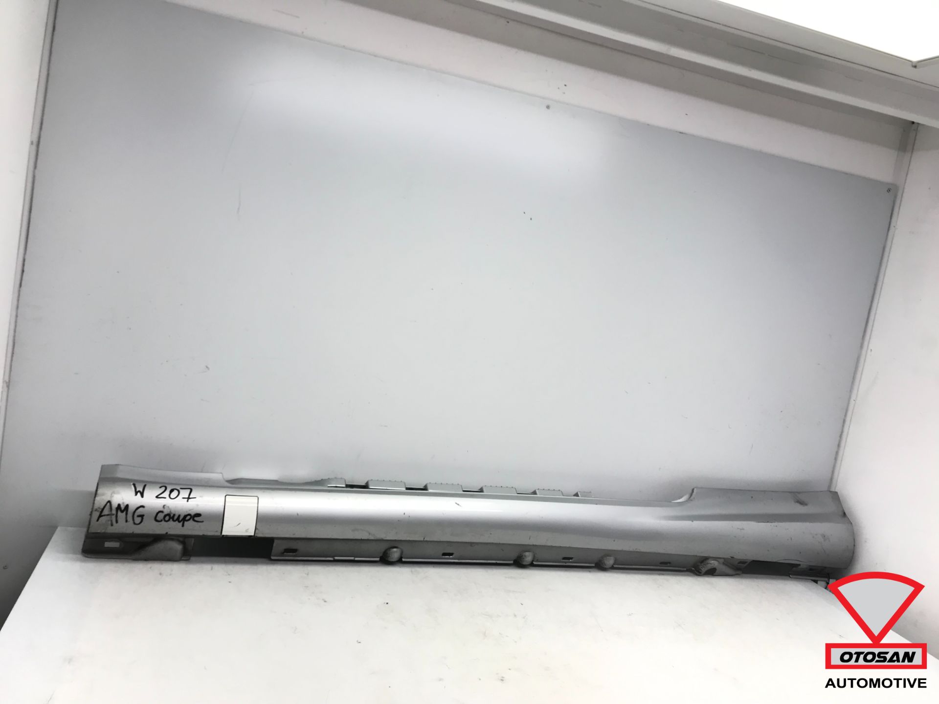 Mercedes E Klasse Coupe Cabrio faceli W207 Side Skirt Links