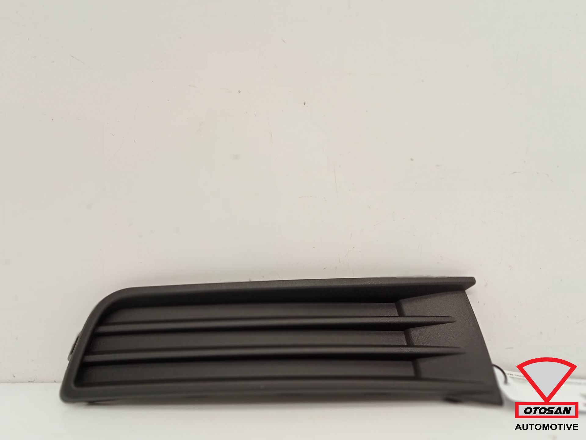 VW Touran 5T 5TA 2016+ Bumper Grille Right New 5TA853666