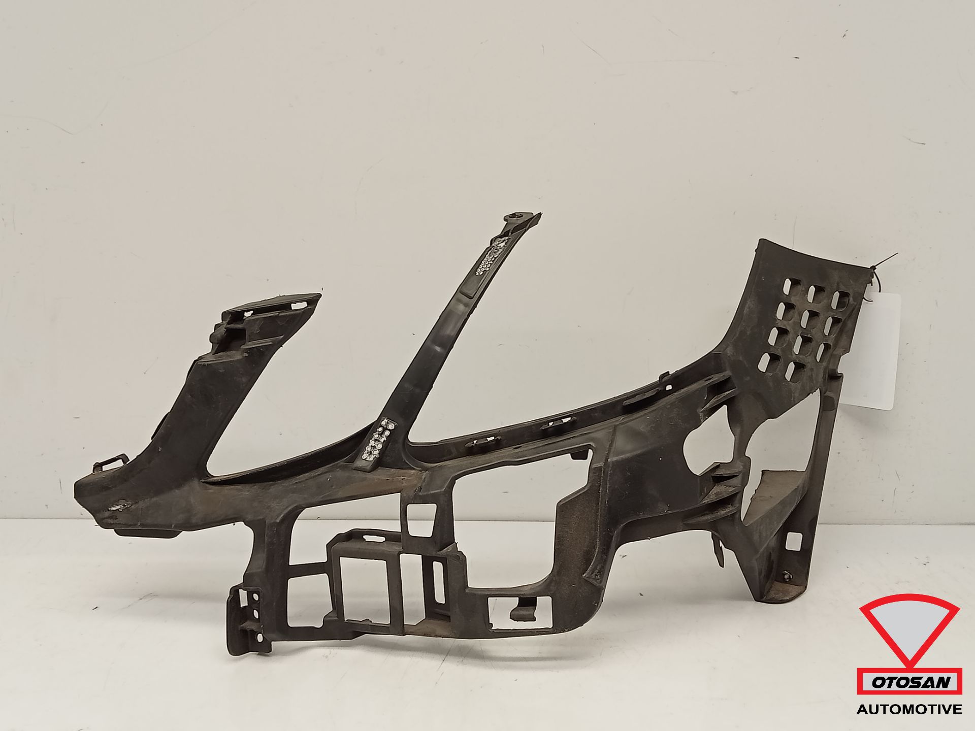 Mercedes E Coupe Cabrio W207 Frontstoßstangenhalter A2078850163