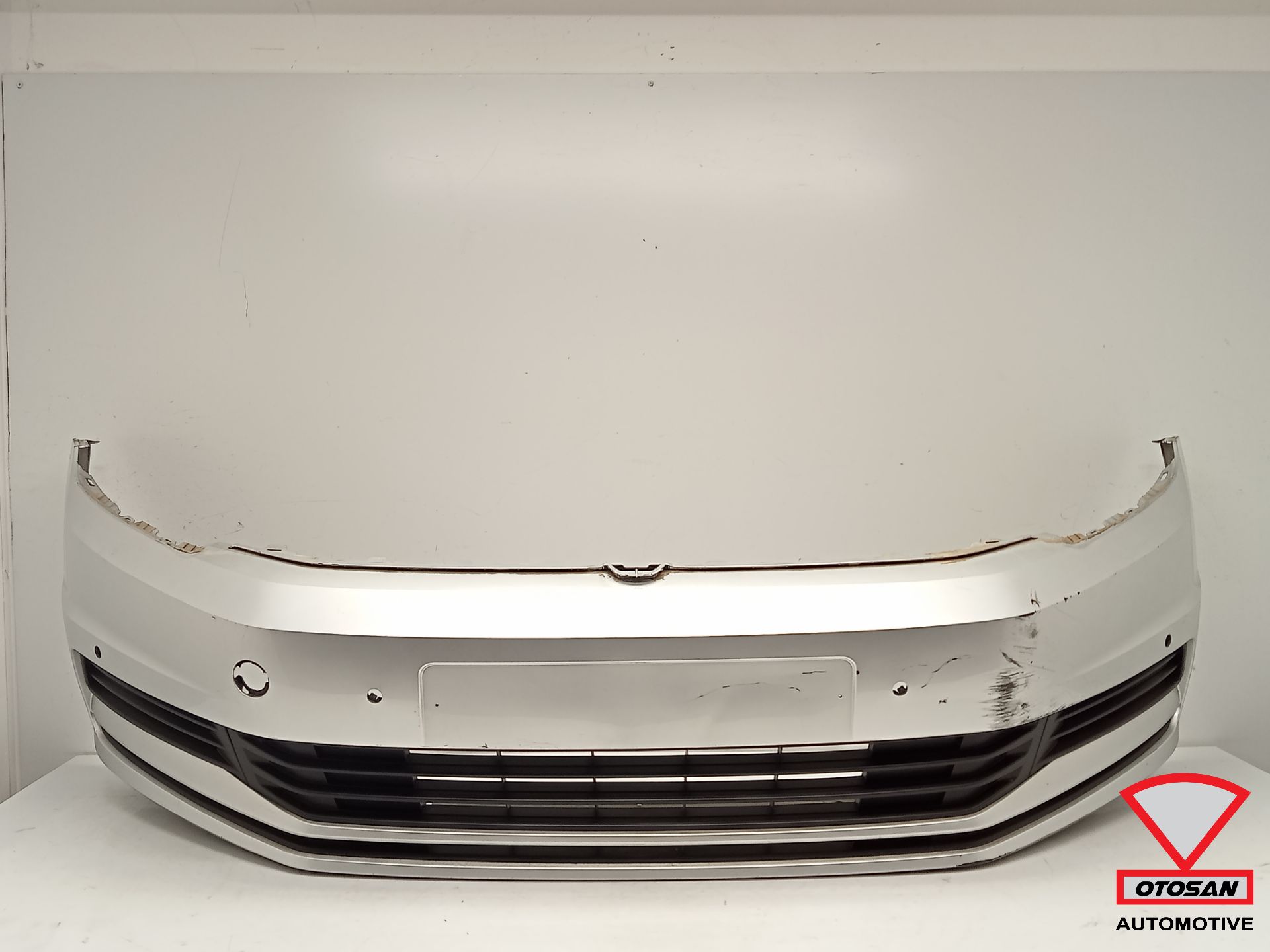 VW Touran 5T 5TA 2016+ Front Bumper Bumper 4xPDC Original!