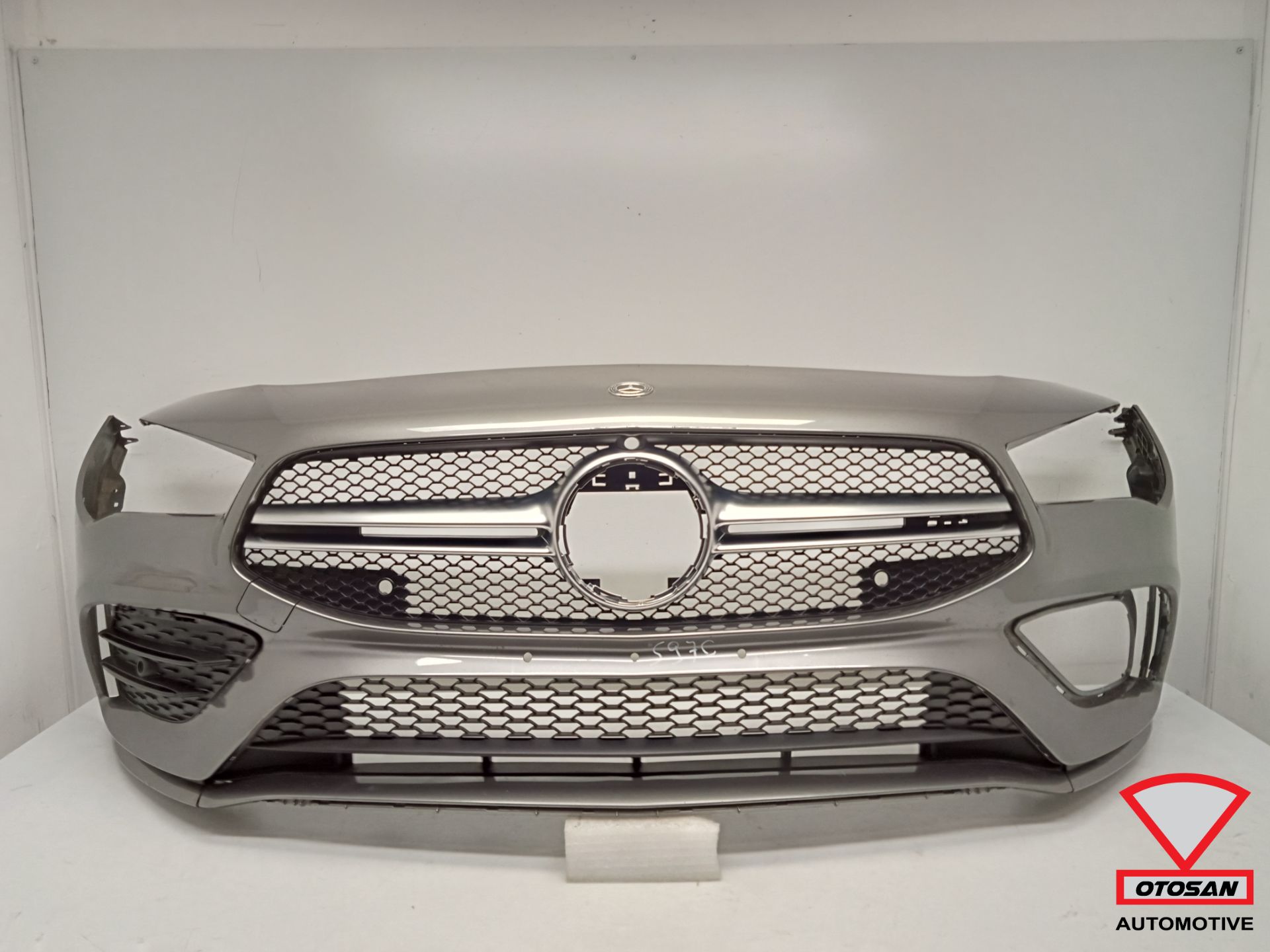 Mercedes CLA W118 AMG Front Bumper Bumper 6xPDC Original!