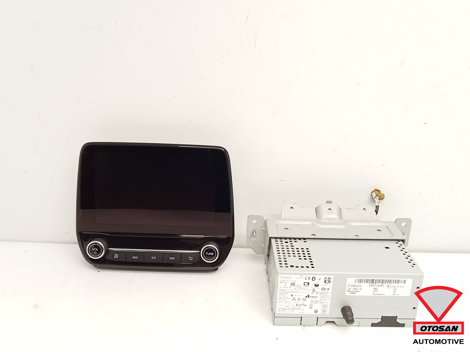 Ford Fiesta MK8 Navigation System Multi Media L1BT18D804HH K1BT18B955FD