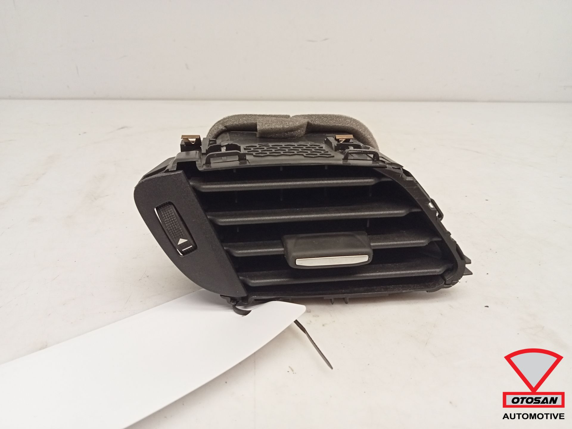Ford Fiesta MK8 17+ Air Vent Left Dashboard H1BBA018B09