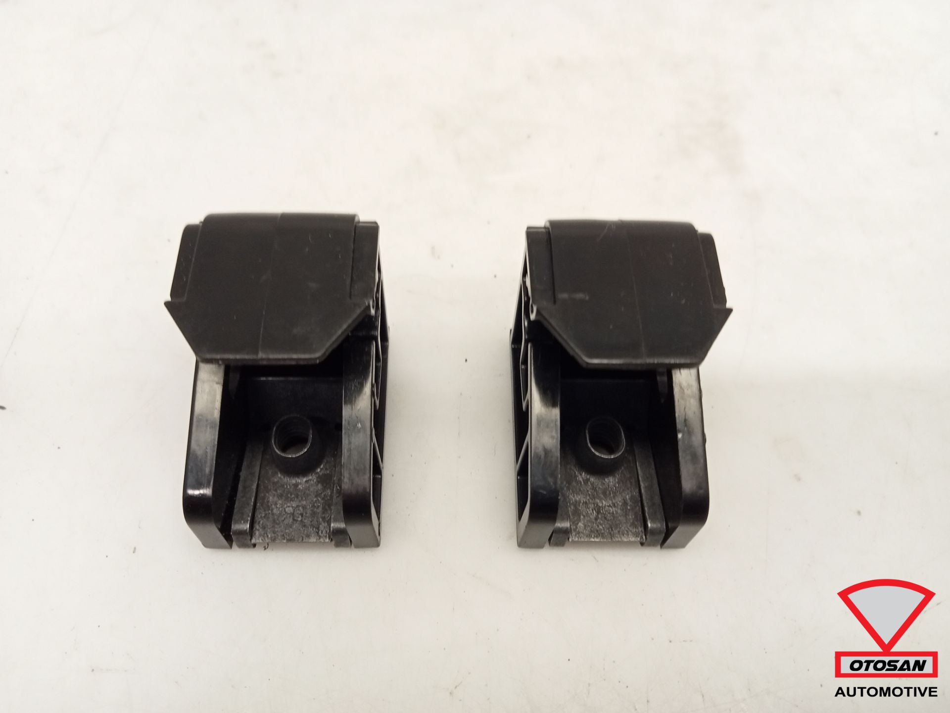 VW Polo 6R 6C 2G VAG Scheinwerferhalter Clip Neu 6R0941511
