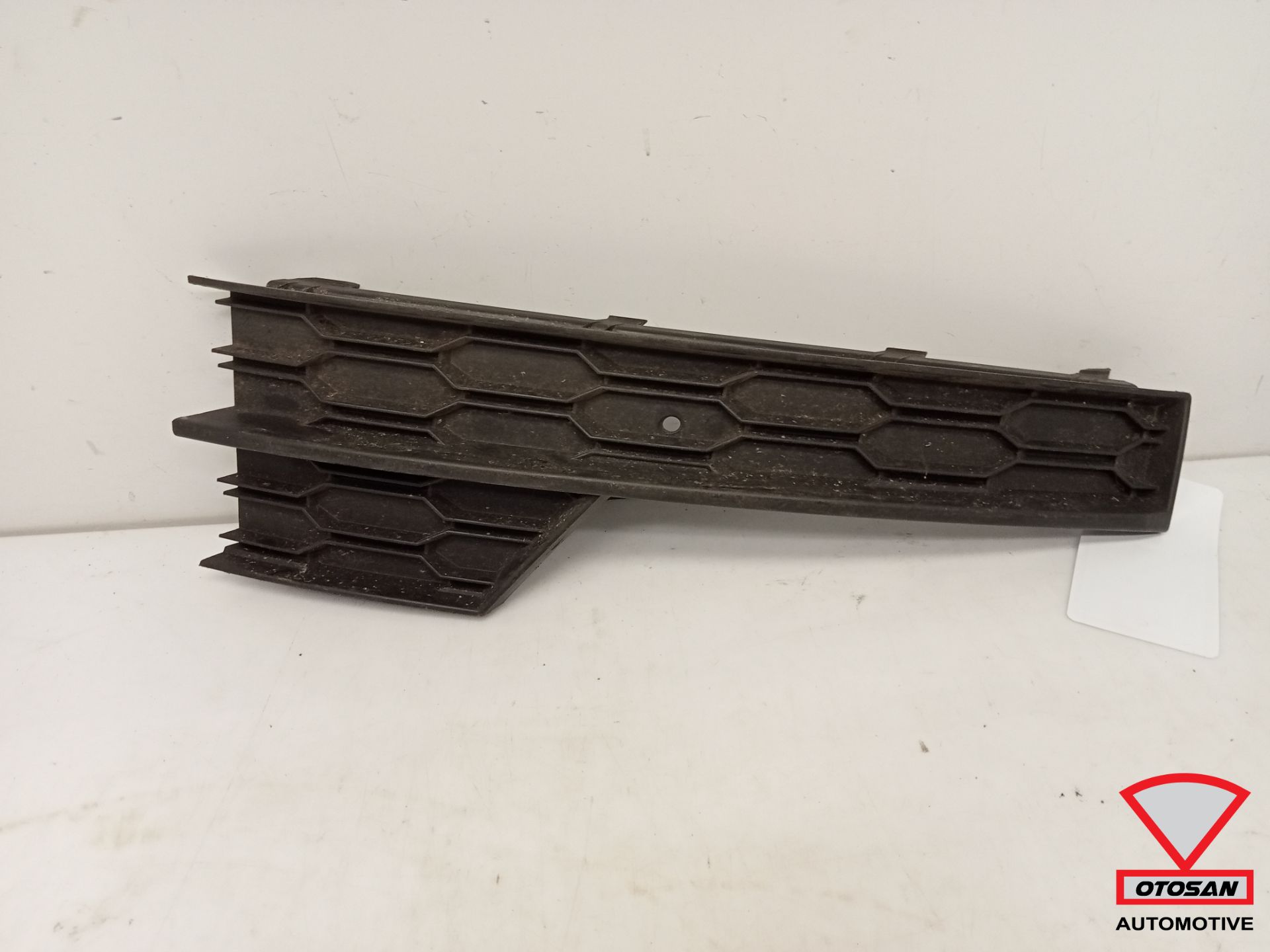 Grille de pare-chocs avant droite Skoda Octavia 3 FL 17+ 5E0807682F