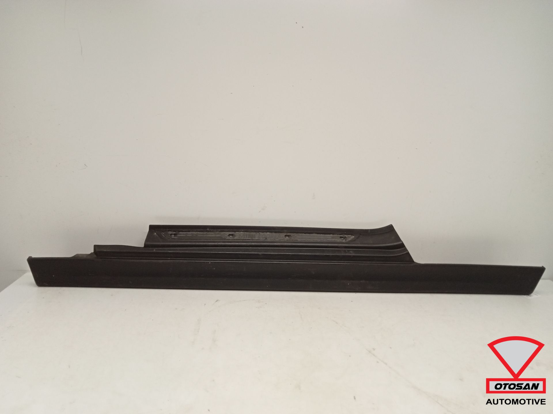 Mini Cooper F56 Side Skirt Links 51777300817