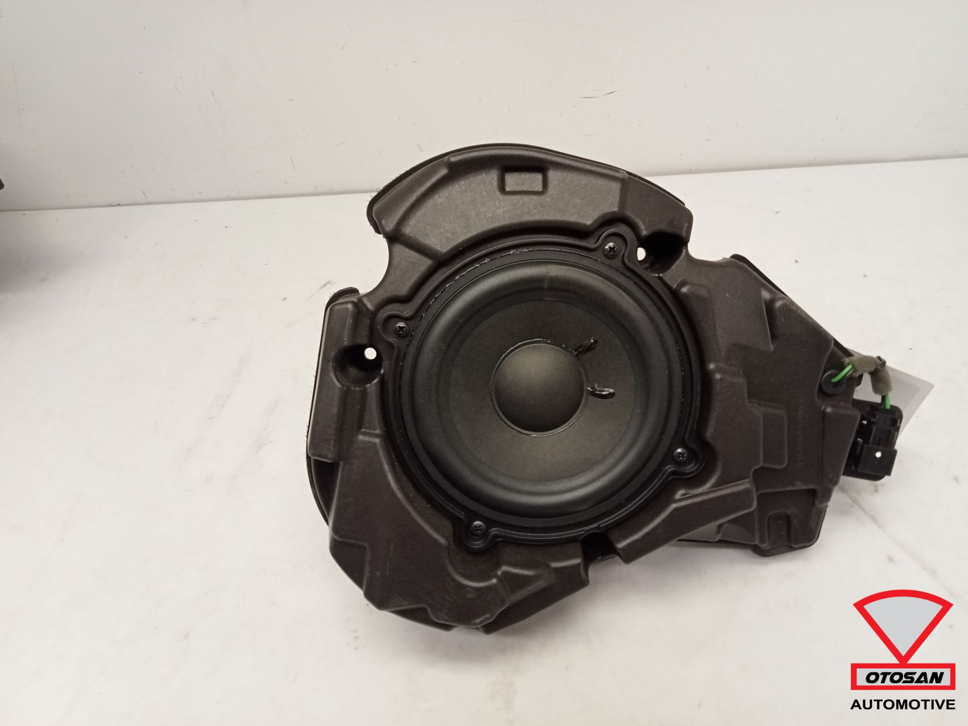 Audi A6 S6 RS6 C7 4G B&O Lautsprecher Links Hinten 4G0035301