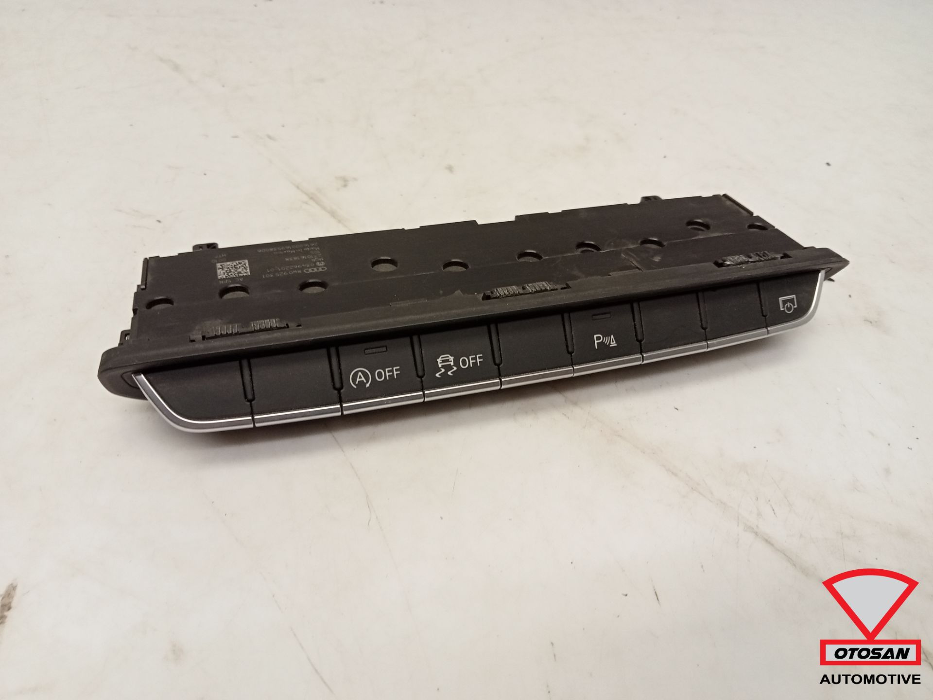 Audi A4 8W PDC A-OFF ESP Switch 8W0925301