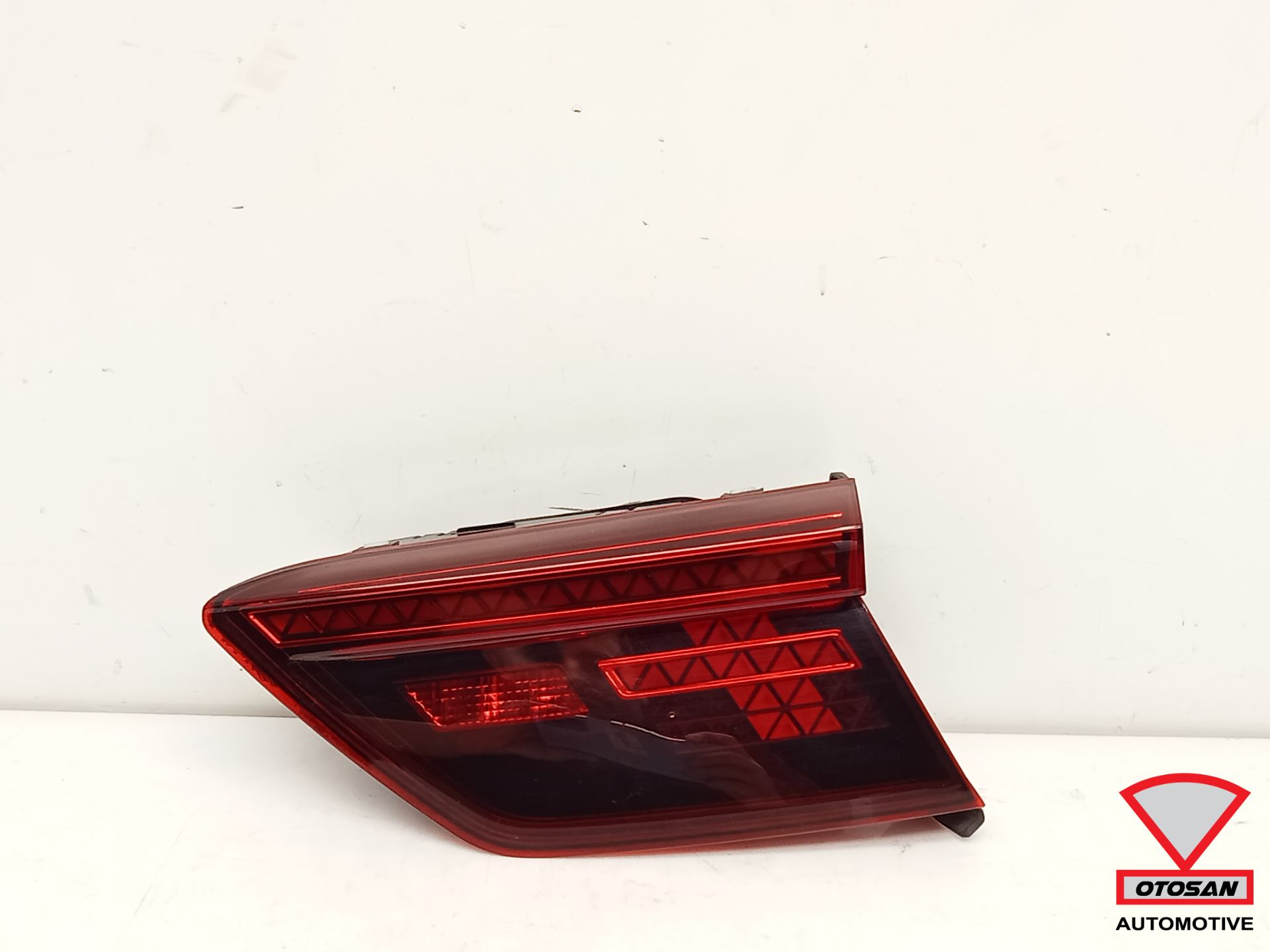 VW Tiguan 5NA LED Rear Light Right Inner 5NA945308D