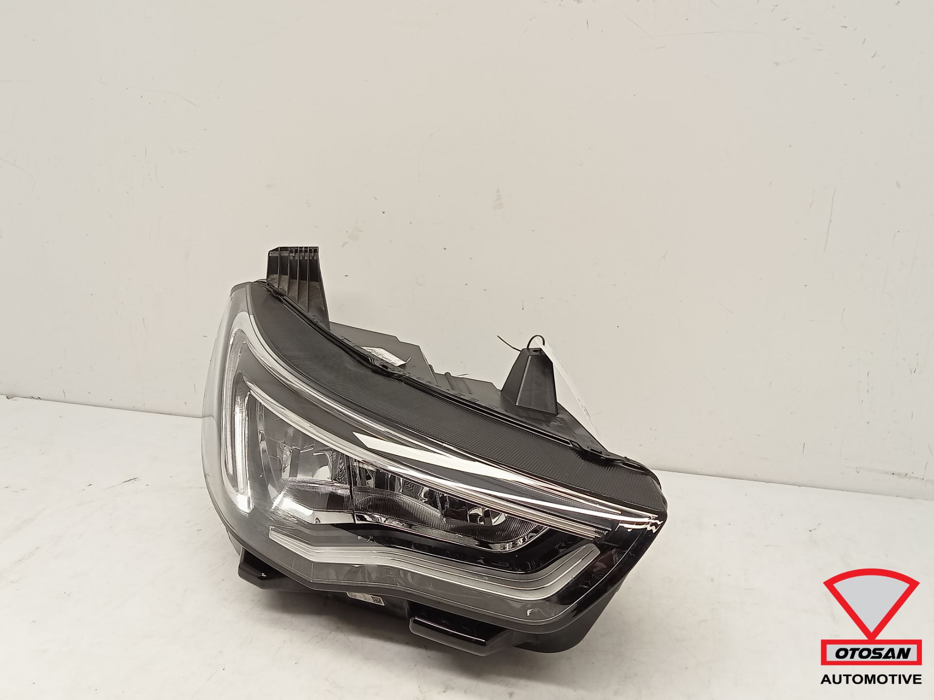 Opel Grandland X Full LED Headlight Right YP00162680
